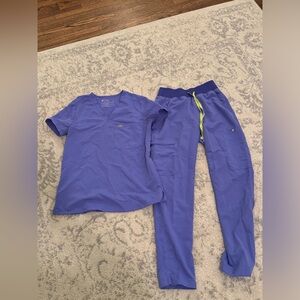 Women’s figs scrubs blueberry xs top and xs pants